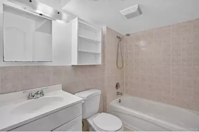 138 Spring Street, Massapequa, NY 11758 - Photo 32