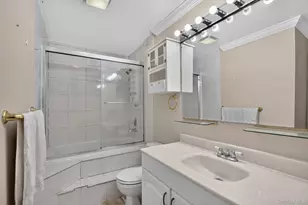 138 Spring St, Massapequa, NY 11758 - Photo 18