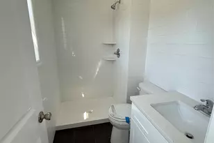 338 Beach 46th St, Far Rockaway, NY 11691 - Photo 10
