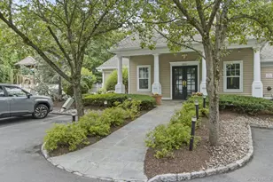 34 Briarbrook Dr, Briarcliff Manor, NY 10510 - Photo 32