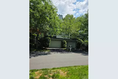 34 Briarbrook Drive, Briarcliff Manor, NY 10510 - Photo 1