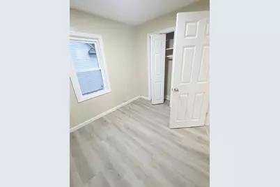 15 Lawson Street, Hempstead, NY 11550 - Photo 6