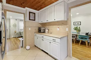 228 Island Pkwy W, Island Park, NY 11558 - Photo 10