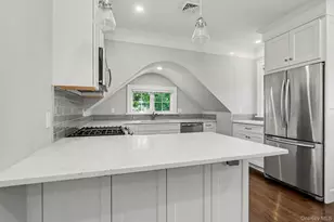 82 Douglas Rd, Chappaqua, NY 10514 - Photo 4