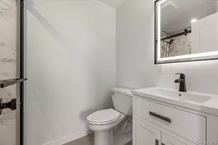 100 Broadway W, Long Beach, NY 11561 - Photo 16