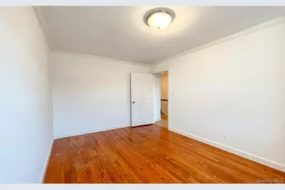 166-66 22nd Avenue, Whitestone, NY 11357 - Photo 16