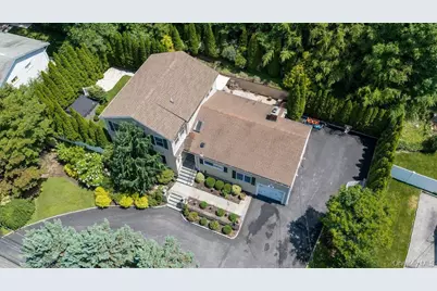 457 Pinebrook Boulevard, New Rochelle, NY 10804 - Photo 2