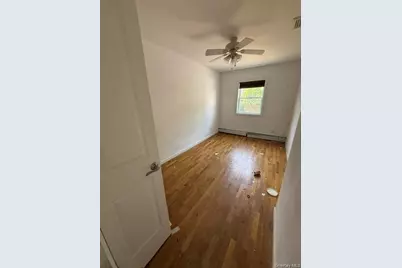 6140 173rd Street, Fresh Meadows, NY 11365 - Photo 10