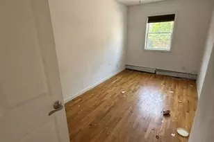 61-40 173rd St, Fresh Meadows, NY 11365 - Photo 10