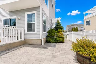 64-28 Ocean Ave S, Arverne, NY 11692 - Photo 28