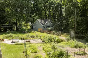 13-14 Creekside Pl, Pleasant Valley, NY 12569 - Photo 6
