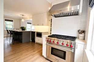 50 Eweler Ave, Floral Park, NY 11001 - Photo 6