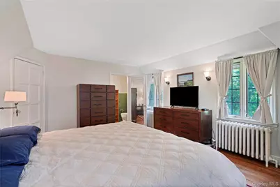 13 Craven Lane, White Plains, NY 10605 - Photo 16