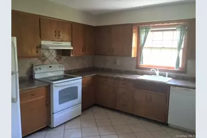 [Address not provided], Huntington, NY 11743 - Photo 2