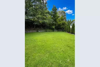 162 Florence Avenue, Thornwood, NY 10594 - Photo 2