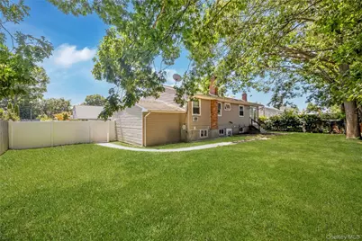 27 Morton Street, Port Jefferson Station, NY 11776 - Photo 2