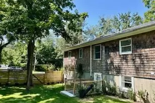 6 Pond View Dr, Wading River, NY 11792 - Photo 18