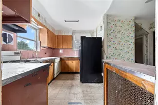 199 Lee Ave, Yonkers, NY 10705 - Photo 8