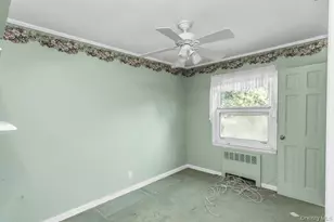 2082 Central Dr N, East Meadow, NY 11554 - Photo 10
