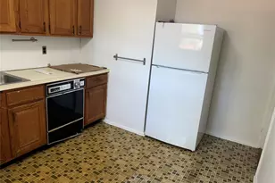 74-81 220th St, Bayside, NY 11364 - Photo 4