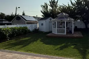 47 Franklin St, Franklin Square, NY 11010 - Photo 2