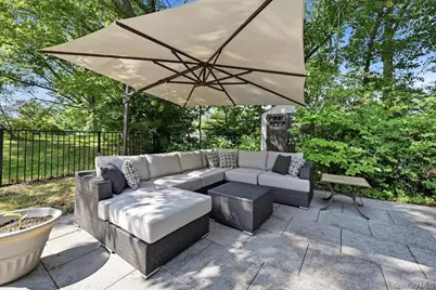 20 Williamsburg Drive, Northport, NY 11768 - Photo 38