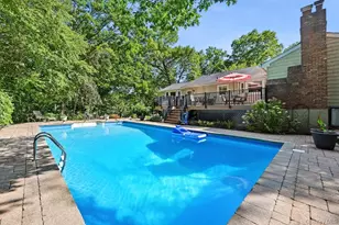 20 Williamsburg Dr, Northport, NY 11768 - Photo 36