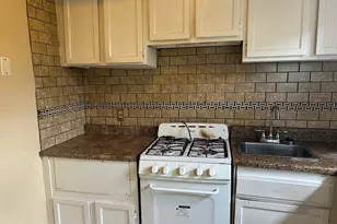 175 Sneden Pl, Spring Valley, NY 10977 - Photo 8