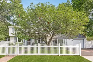 525 Beech St, North Babylon, NY 11703 - Photo 2