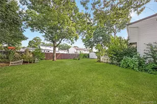 525 Beech St, North Babylon, NY 11703 - Photo 22