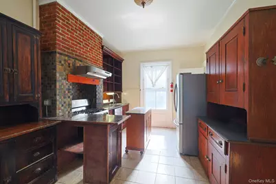 129 Academy Street, Poughkeepsie, NY 12601 - Photo 6