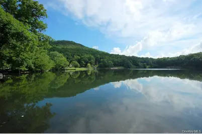 61 Lakeview Drive, Tomkins Cove, NY 10986 - Photo 2