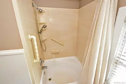 127 Hunt Avenue, Pearl River, NY 10965 - Photo 24