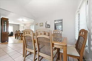 658 Richmond Rd, East Meadow, NY 11554 - Photo 16