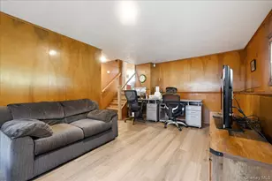 658 Richmond Rd, East Meadow, NY 11554 - Photo 18