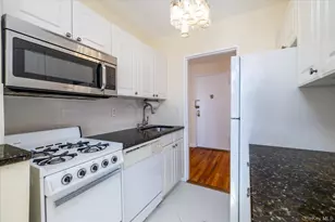 16 Main St, East Rockaway, NY 11518 - Photo 12