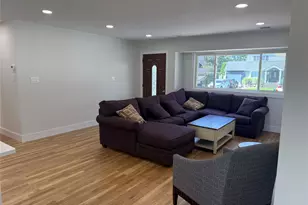 2 5th Ave, Farmingdale, NY 11735 - Photo 14