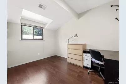 34 Windsor Gate Drive #26, New Hyde Park, NY 11040 - Photo 20