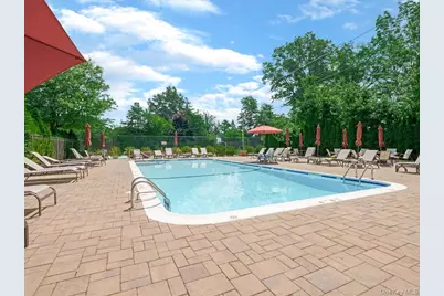 34 Windsor Gate Drive #26, New Hyde Park, NY 11040 - Photo 24