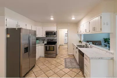 1540 Laurelwood Drive, Laurel, NY 11948 - Photo 4