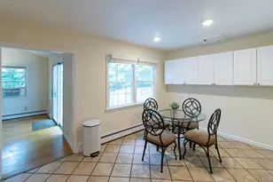 1540 Laurelwood Dr, Laurel, NY 11948 - Photo 6
