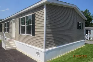 723 Beekman Rd, Hopewell Junction, NY 12533 - Photo 2