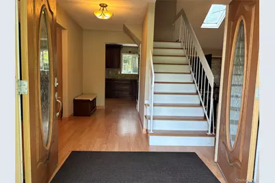15 Sandy Court, Lake Grove, NY 11755 - Photo 2