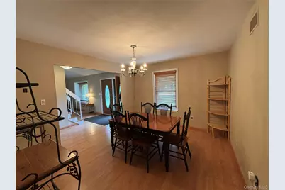 15 Sandy Court, Lake Grove, NY 11755 - Photo 10