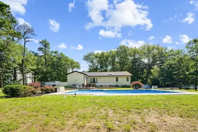 24 Bauer Avenue, Manorville, NY 11949 - Photo 44