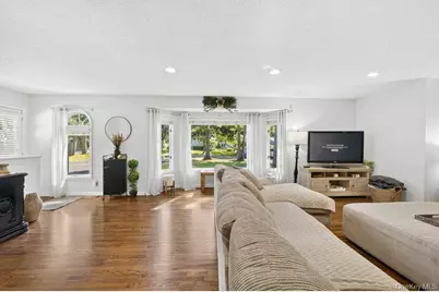 24 Bauer Avenue, Manorville, NY 11949 - Photo 10