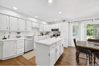24 Bauer Avenue, Manorville, NY 11949 - Photo 10