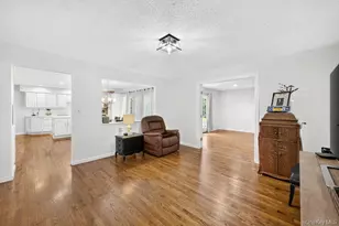 24 Bauer Ave, Manorville, NY 11949 - Photo 14
