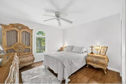 24 Bauer Avenue, Manorville, NY 11949 - Photo 32