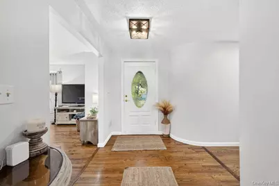 24 Bauer Avenue, Manorville, NY 11949 - Photo 4